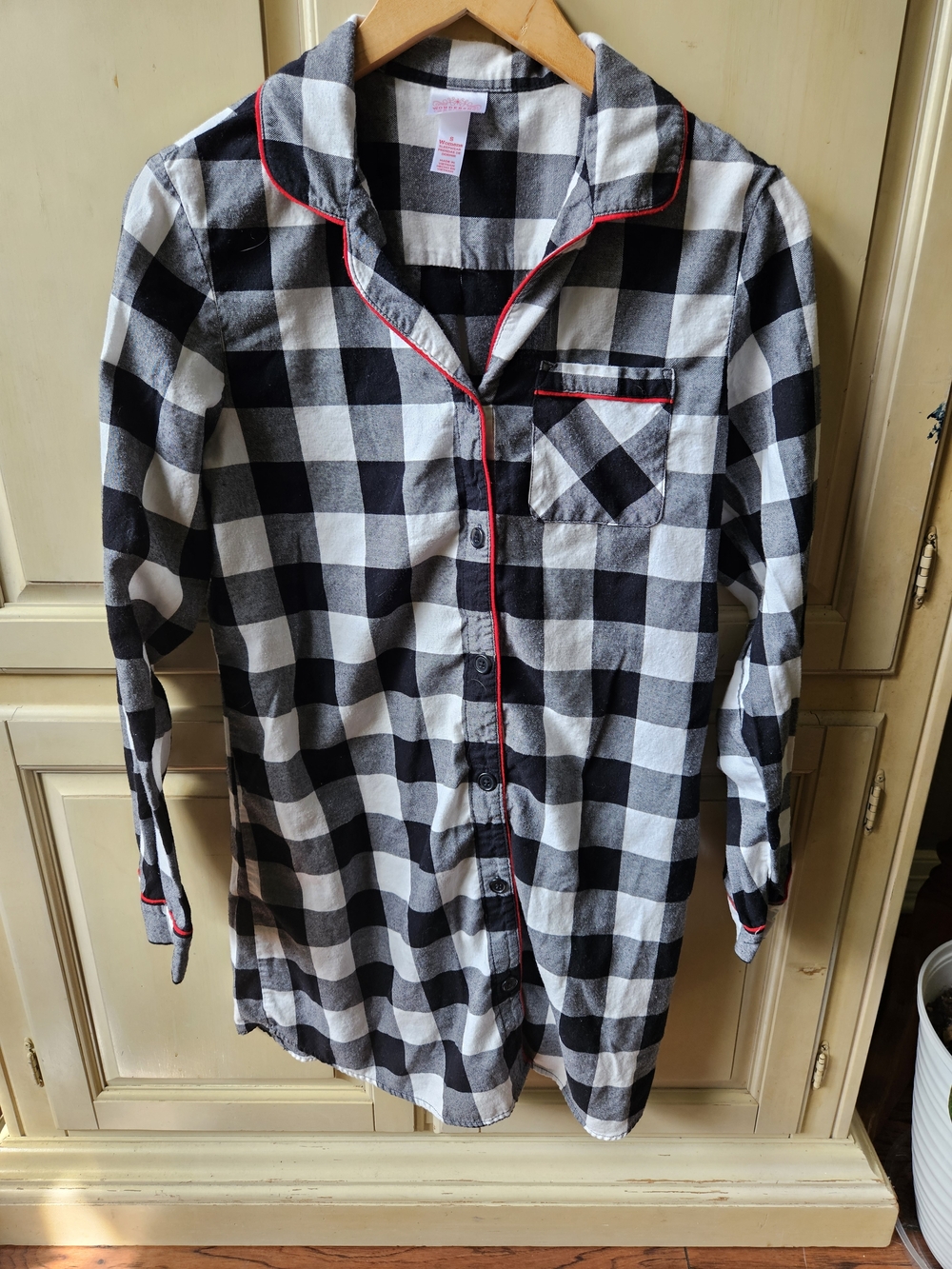 Wondershop Black and White Buffalo Plaid Nightshirt with Red Accents
